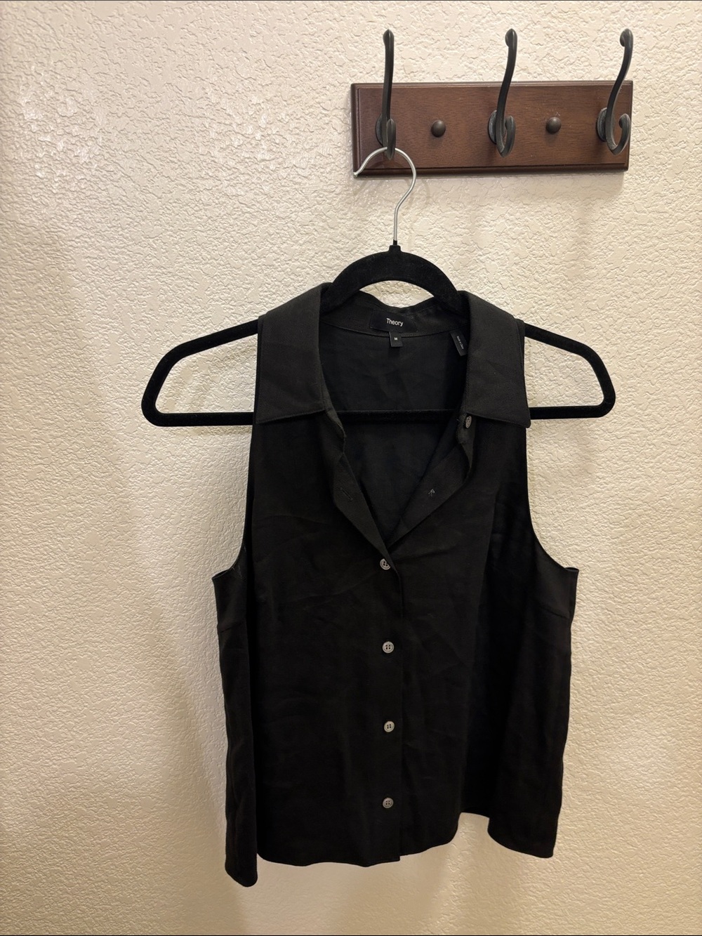 Theory Black Sleeveless Collared Button Front Blouse